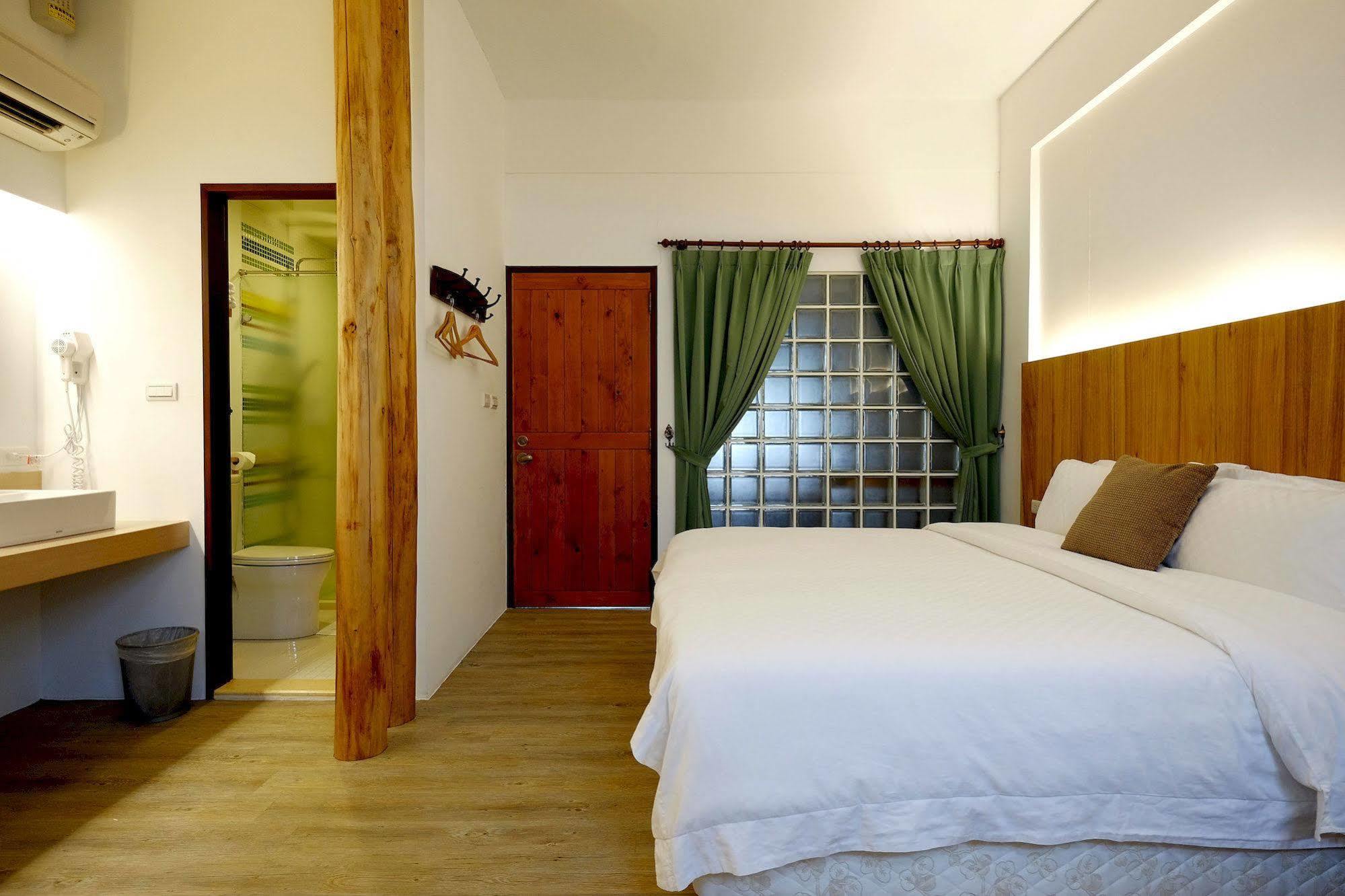 Shire Homestay Luodong Bagian luar foto